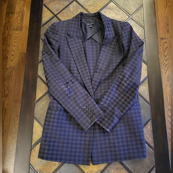 Jacket - Picture 2 of 3